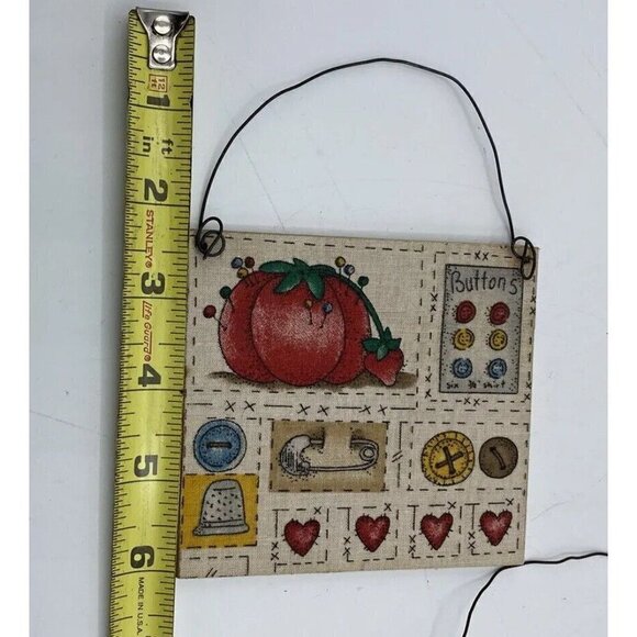 Sewing Room Wall Decor 4 to 5 Inch Square Buttons Hearts Thimble House Lot Of 2 - Picture 4 of 6